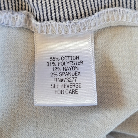 Kohl's ~ Navy Striped Pants ~ Size 16 - Picture 4 of 6